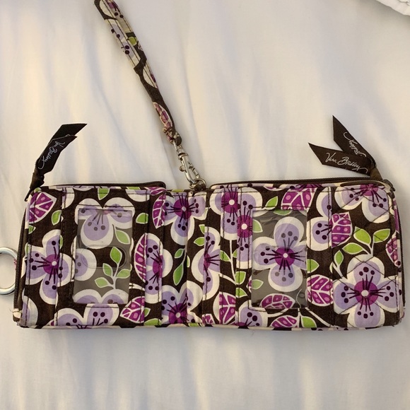 Vera Bradley Wristlet - Picture 5 of 7